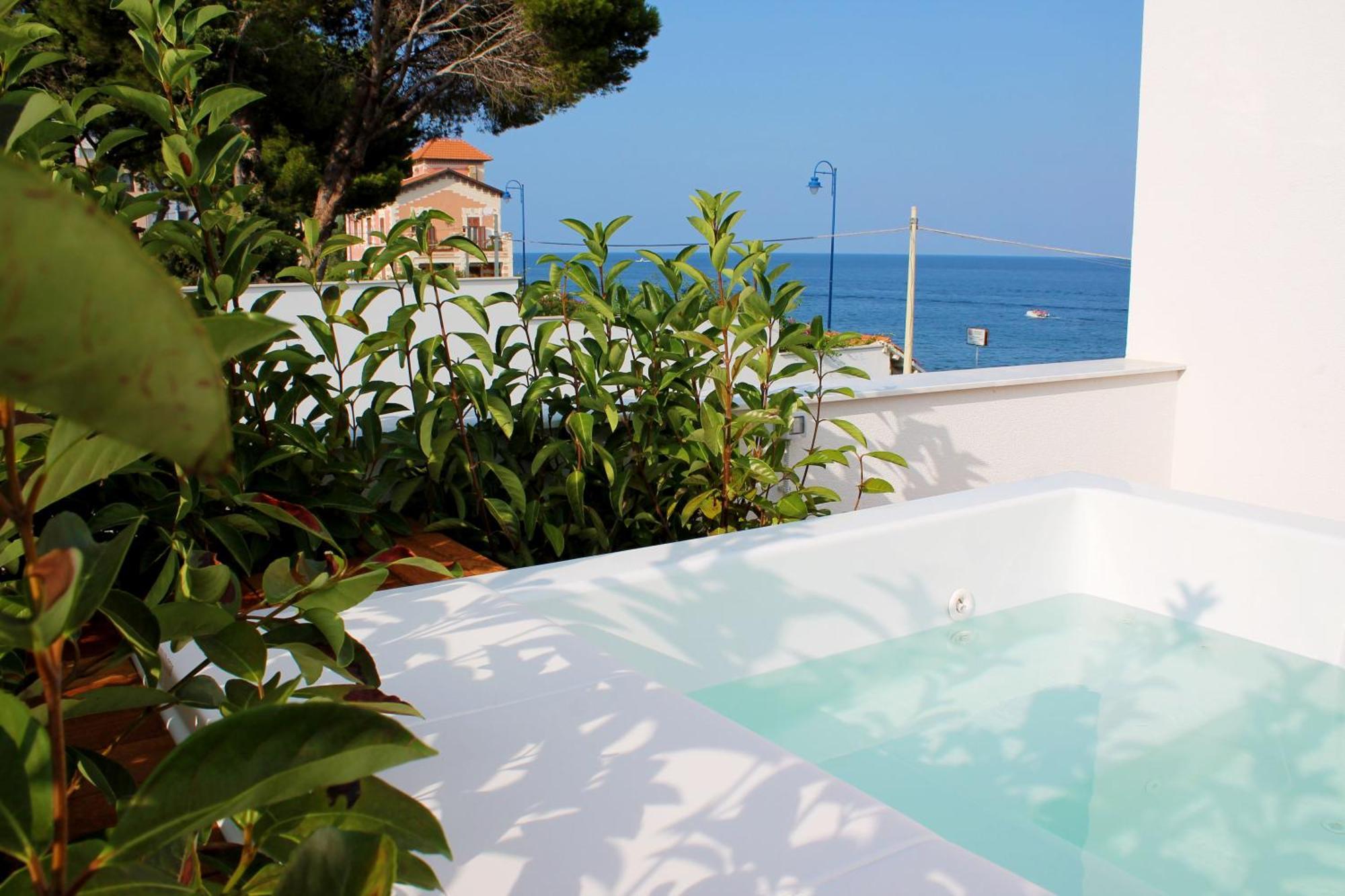 Unìco Boutique Hotel d'Arte Mondello Esterno foto